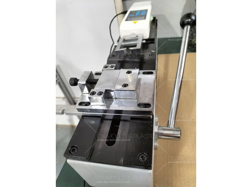 cn turnkey insert molding system sample validation